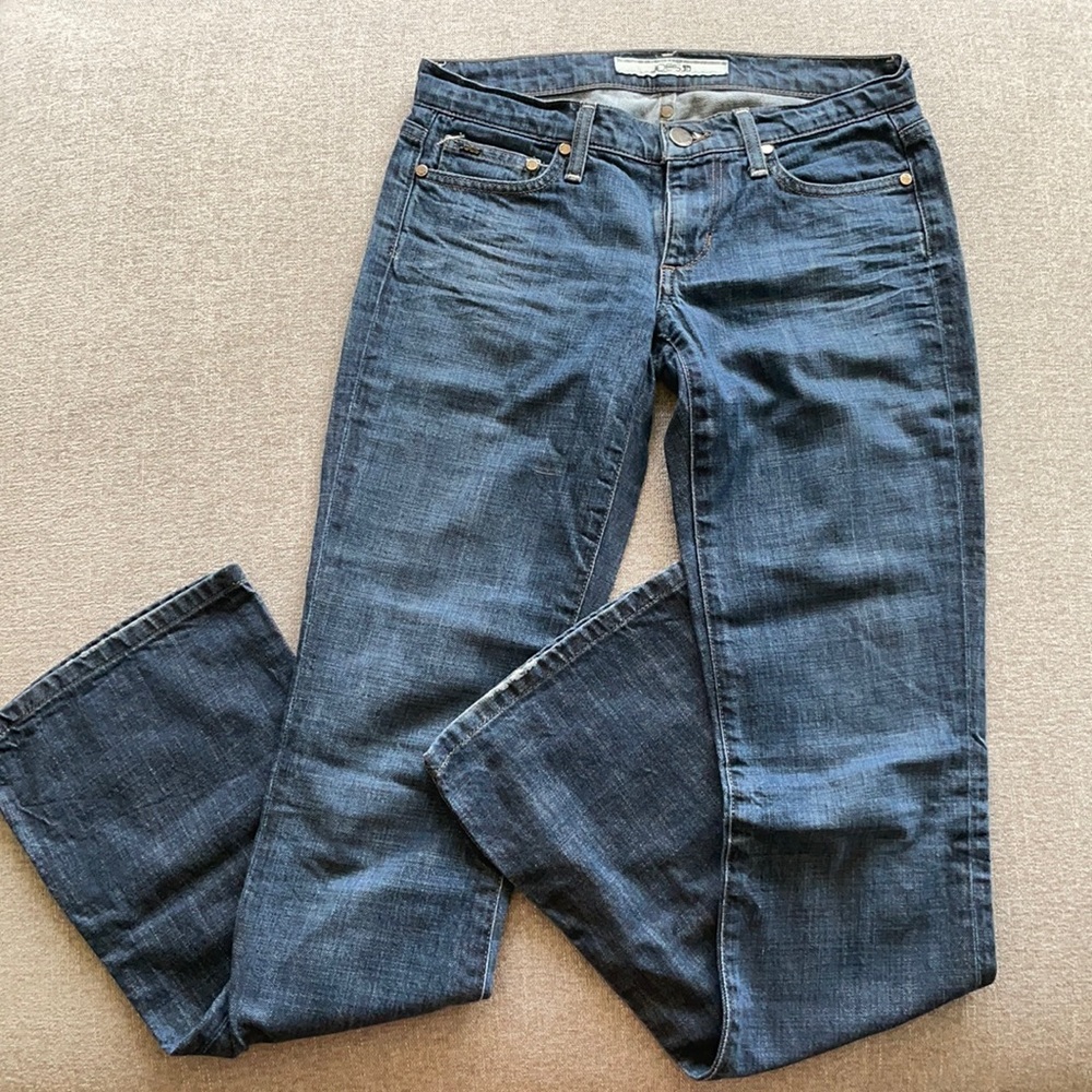 Dark Blue Joe’s Flare Bottom Jeans in size 26